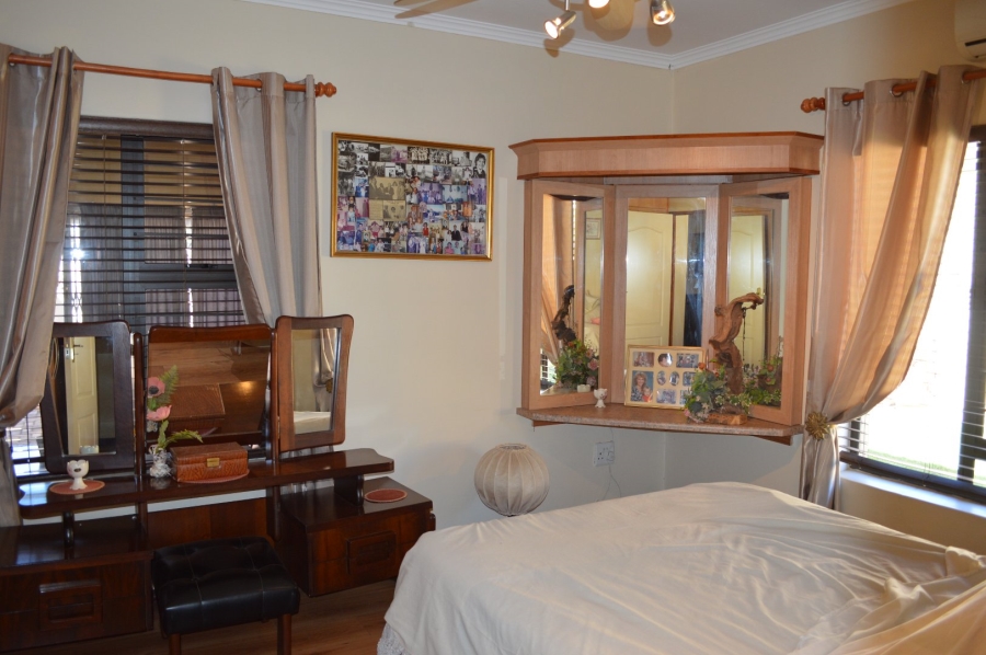 3 Bedroom Property for Sale in Wilkoppies North West